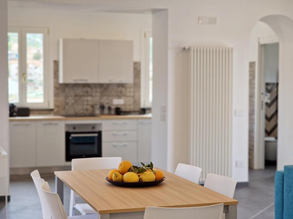 Savarese Luxury Palace Apartment Vico Equense Exterior photo