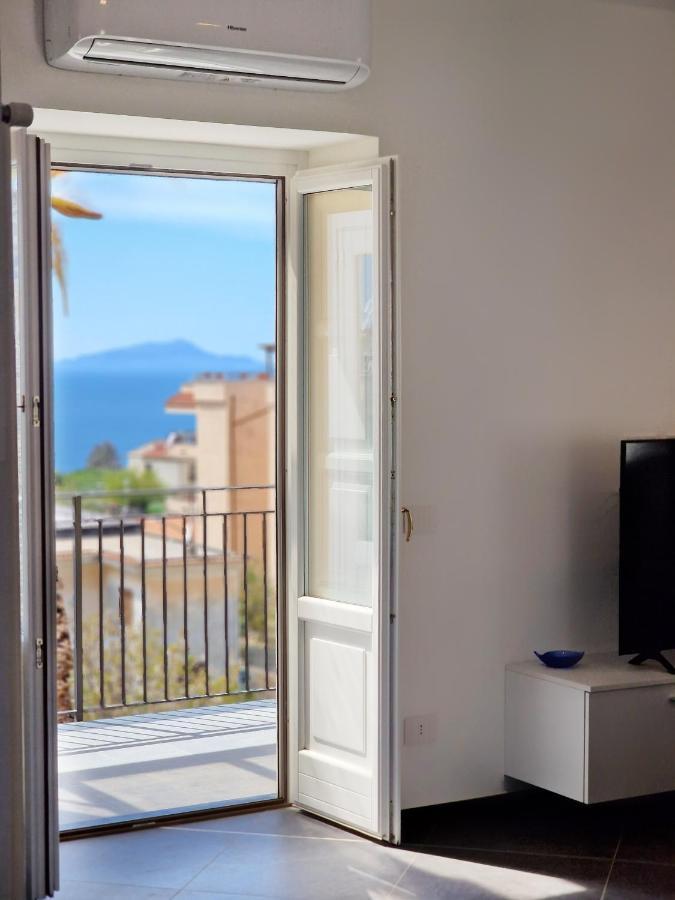 Savarese Luxury Palace Apartment Vico Equense Exterior photo